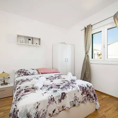 Apartment Roko&iva Brodarica (Sibenik-Knin)