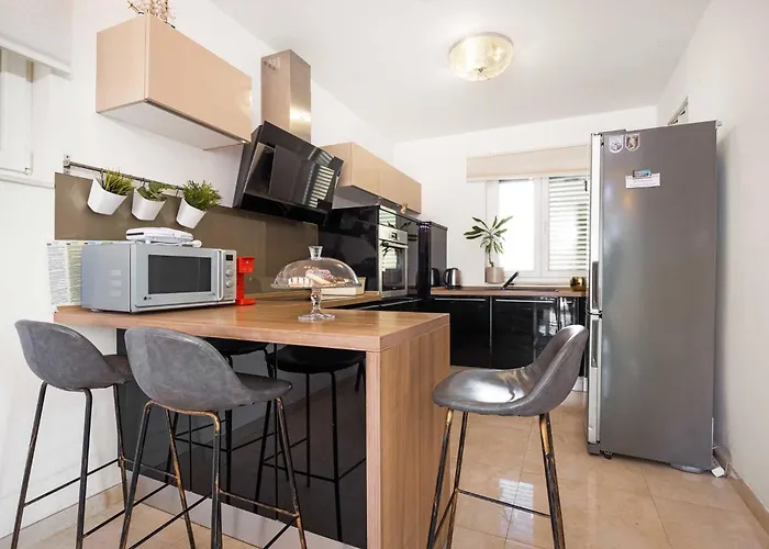 Roko&iva Brodarica (Sibenik-Knin)